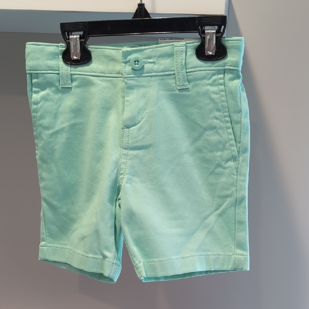 Class Club 3T Mint Green Shorts Nwt